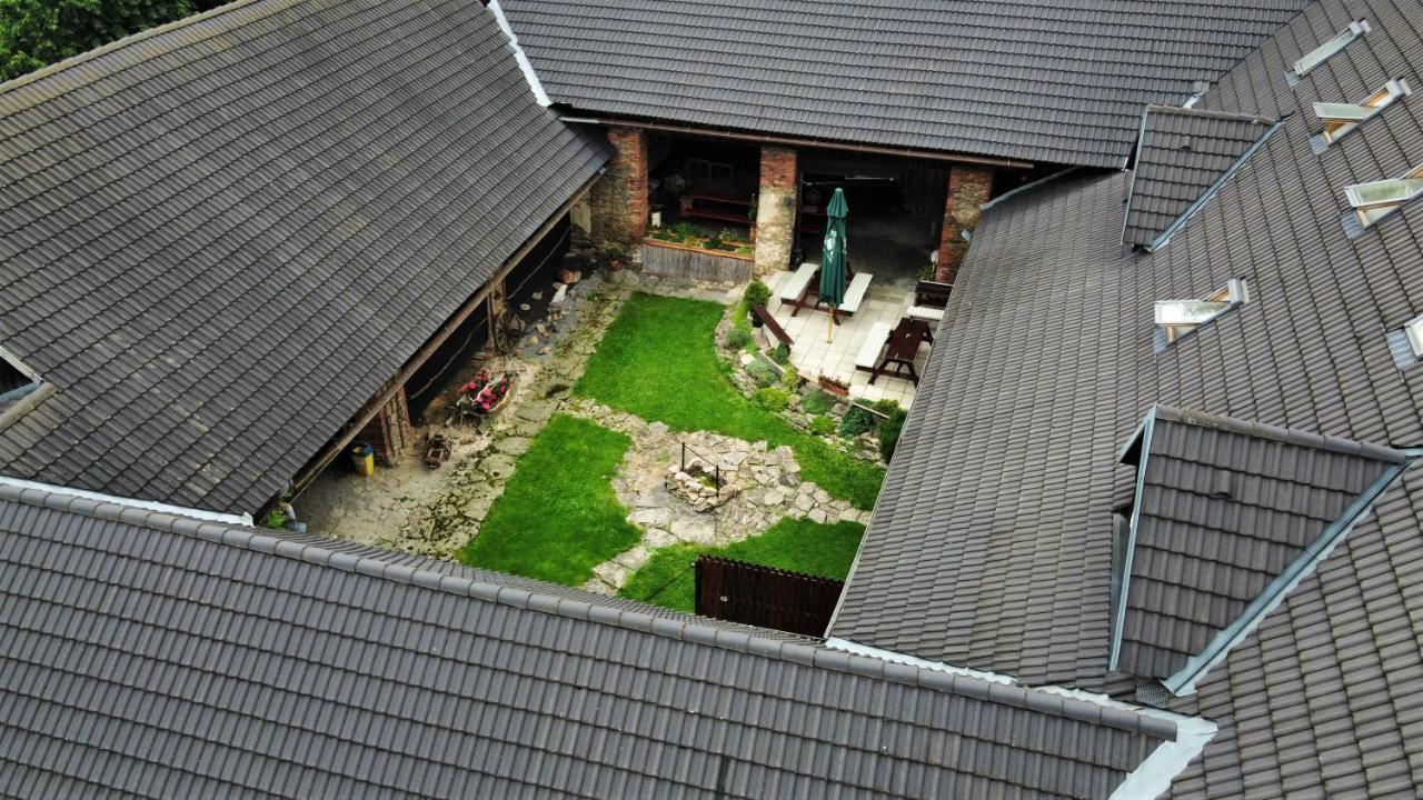 Penzion U Dvojice Nove Mesto na Morave Bagian luar foto