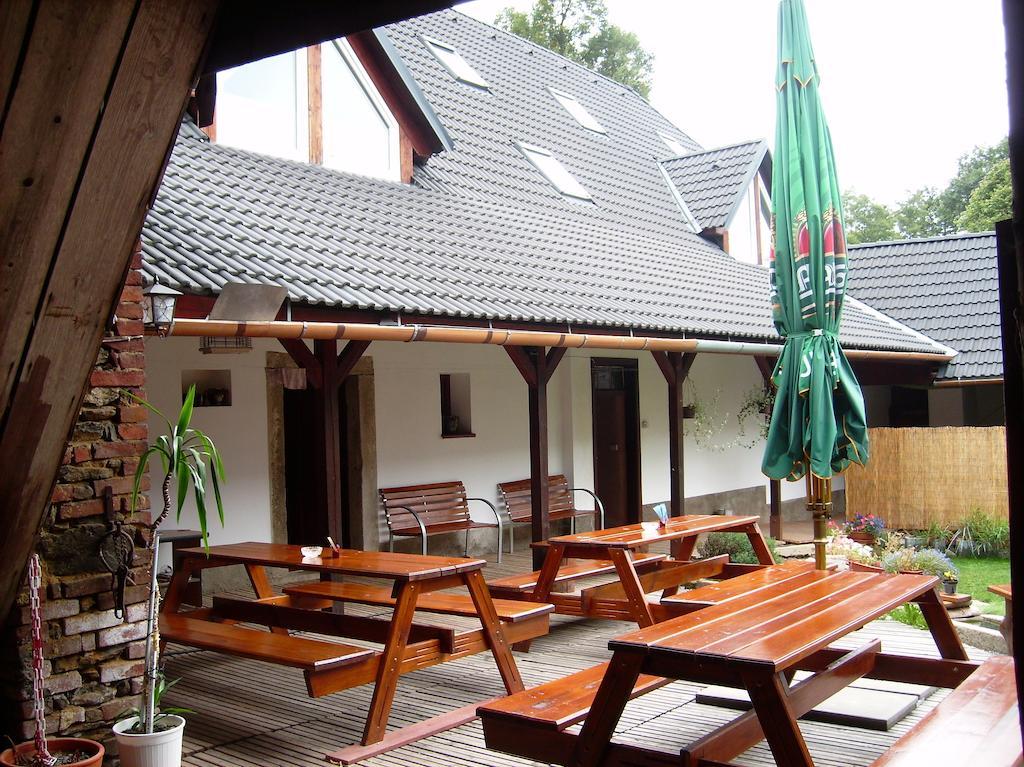 Penzion U Dvojice Nove Mesto na Morave Bagian luar foto