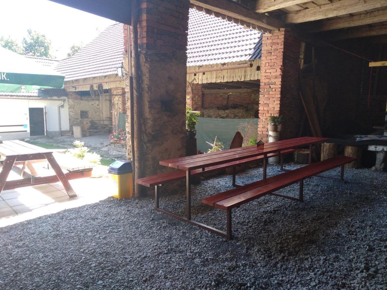 Penzion U Dvojice Nove Mesto na Morave Bagian luar foto